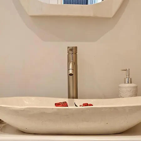Apartment Milobsidian House Zefiria
